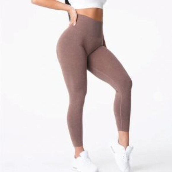 NVGTN Seamless Leggings Size M Brown Athleisure Gym Pilates Workout Minimalist - Picture 1 of 8